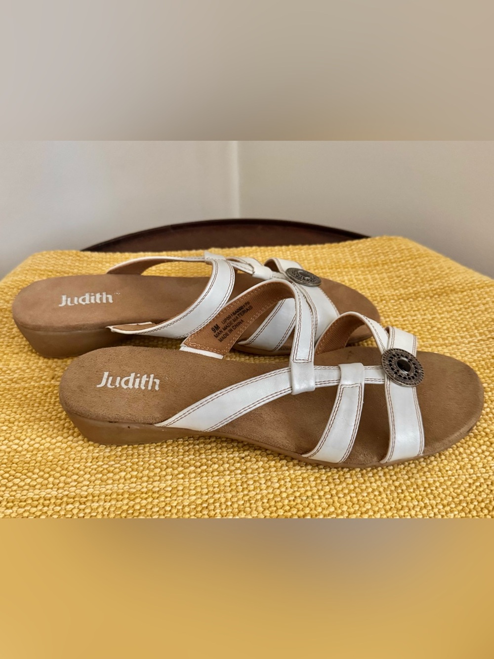 Judith, Women’s  Strappy Slide Sandals, Size 9 - Picture 2 of 6